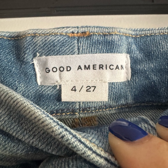 GOOD AMERICAN LIGHT COMPRESSION FLARE JEANS - Picture 6 of 15